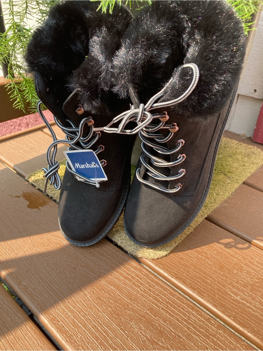 New Rock & Candy by Zigi size 9 black faux suede fur trim lace up boots